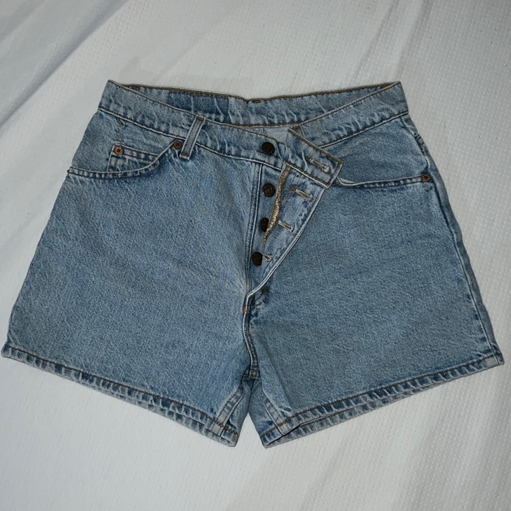 Vintage Levi’s shorts